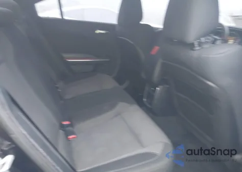 2016 Dodge Charger Sxt z USA, uszkodzony, nr VIN 2C3CDXHG4GH126187